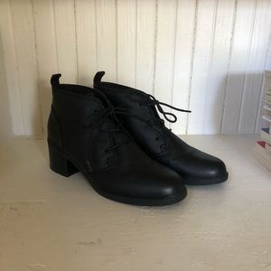 Clarks soft sole black bootie